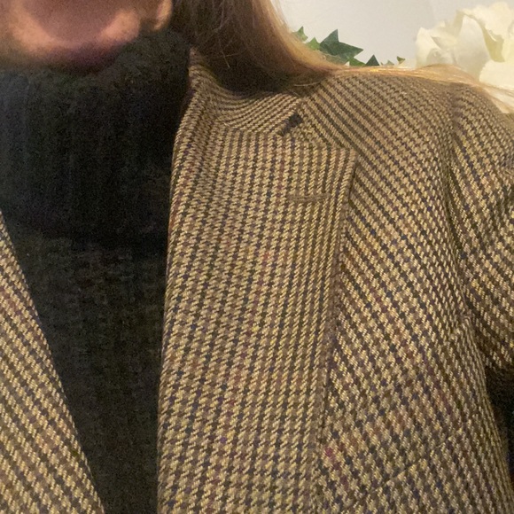 CHAPS/RALPH LAUREN Stolen from the men’s closet. Lightweight silk & wool. Beaut! - Picture 4 of 13